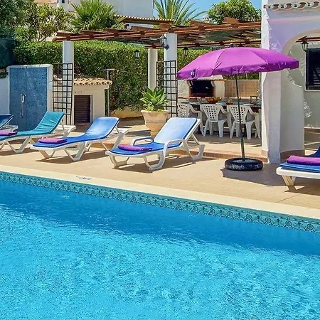 Sleeps 8 Pool Air Con Wifi Villa