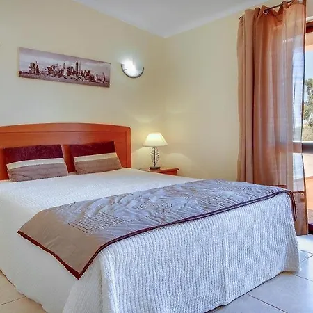 Villa Sleeps 8 Pool Air Con Wifi Sesmarias